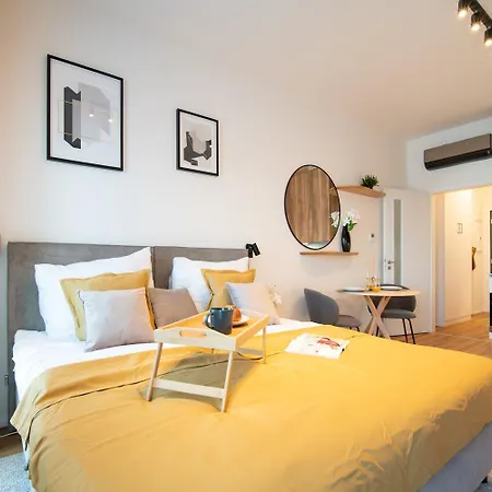 Apartment Apartino - Free Parking, Ac, View Balcony, Nespresso, Netflix