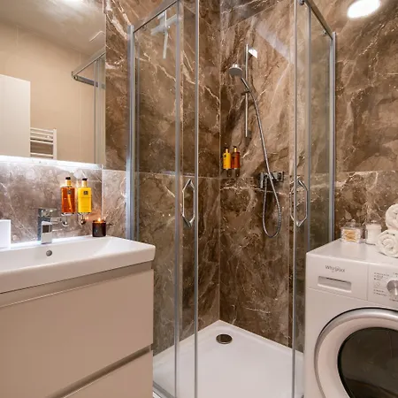 Apartino - Free Parking, Ac, View Balcony, Nespresso, Netflix Apartamento