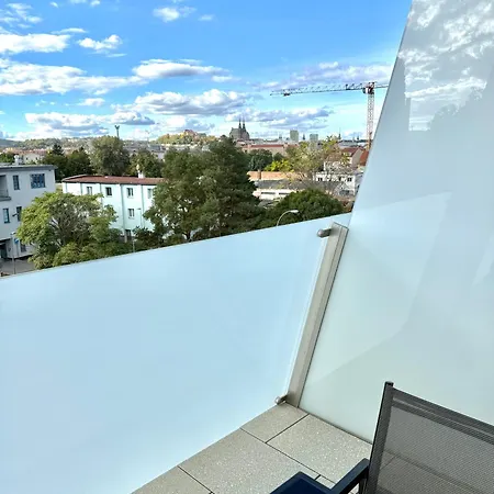 Apartino - Free Parking, Ac, View Balcony, Nespresso, Netflix *