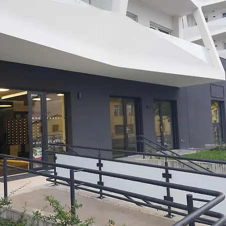 Apartino - Free Parking, View Balcony, Nespresso, Netflix *