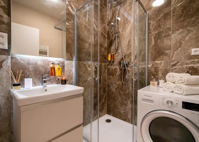 Apartino - Free Parking, View Balcony, Nespresso, Netflix Διαμέρισμα